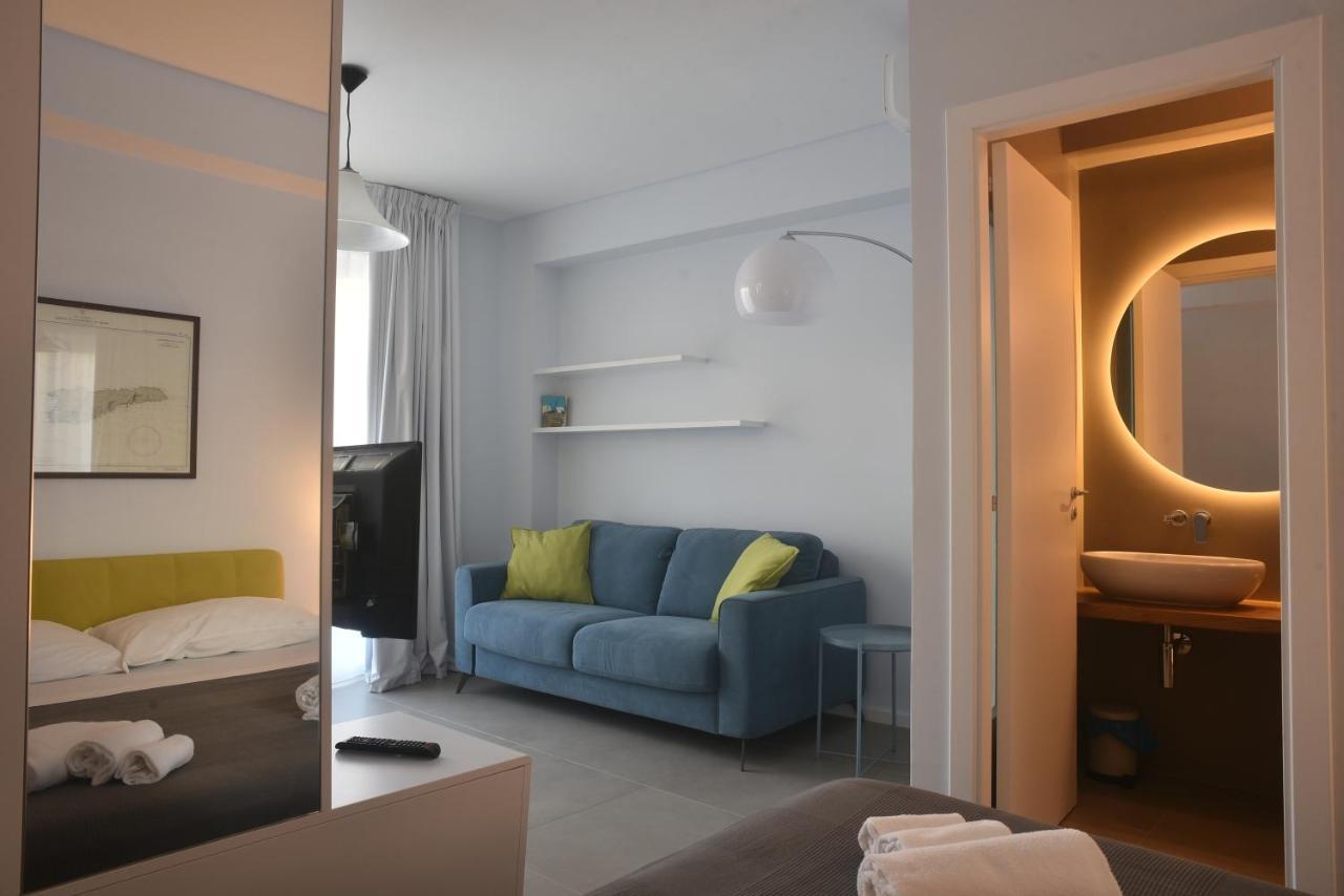 The Sea Rooms Letojanni Exterior foto